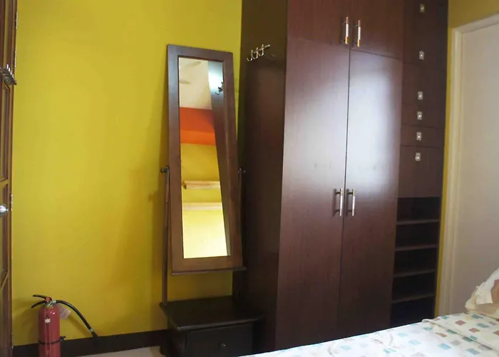 Balaib1 Cozy In Ortigas Center In Front Of Galleria *